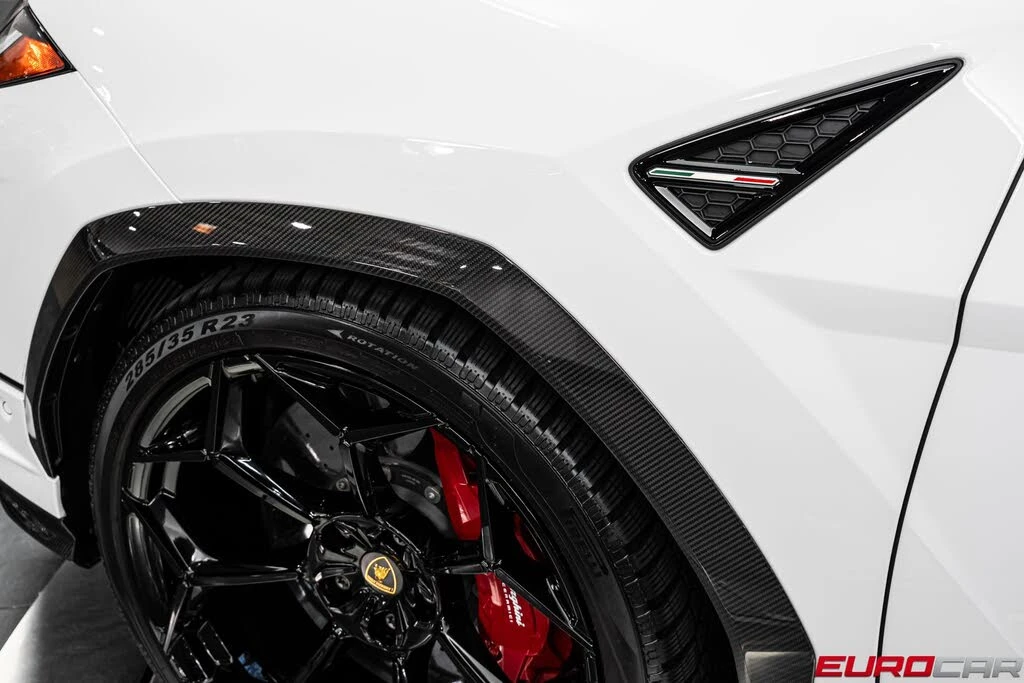 2023 Lamborghini Urus Performante - Image 17 of 31