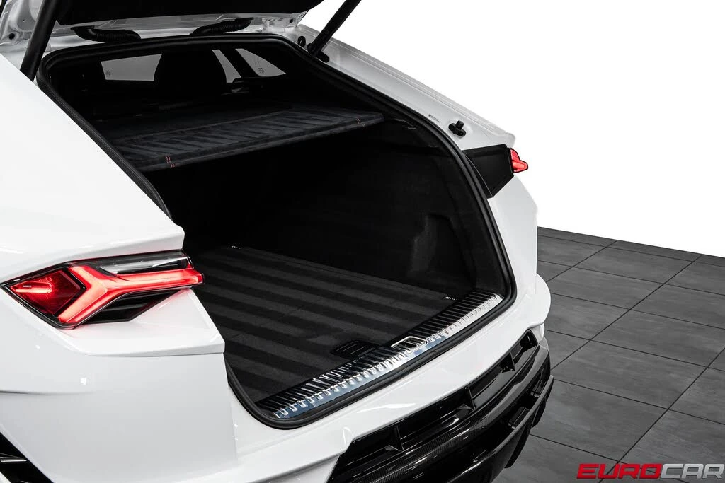 2023 Lamborghini Urus Performante - Image 25 of 31