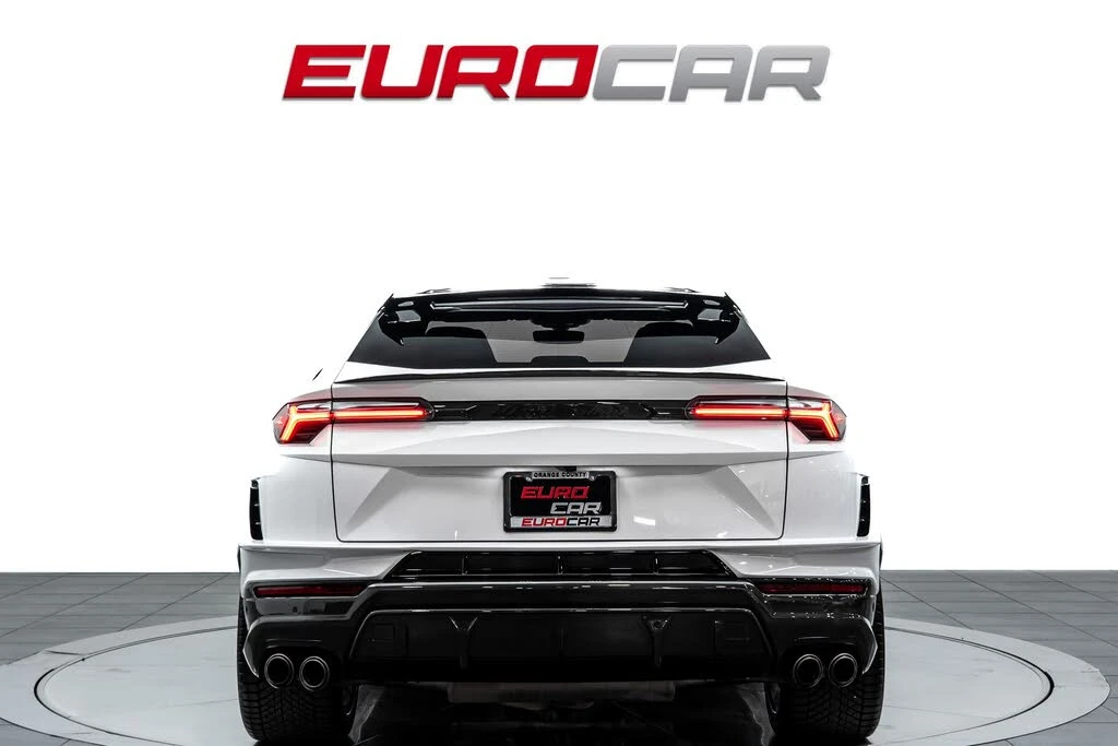 2023 Lamborghini Urus Performante - Image 4 of 31