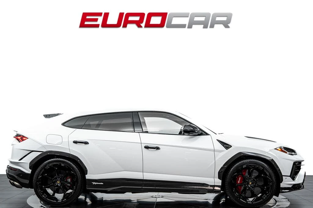 2023 Lamborghini Urus Performante - Image 6 of 31