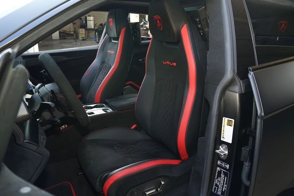2023 Lamborghini Urus Performante - Image 16 of 31