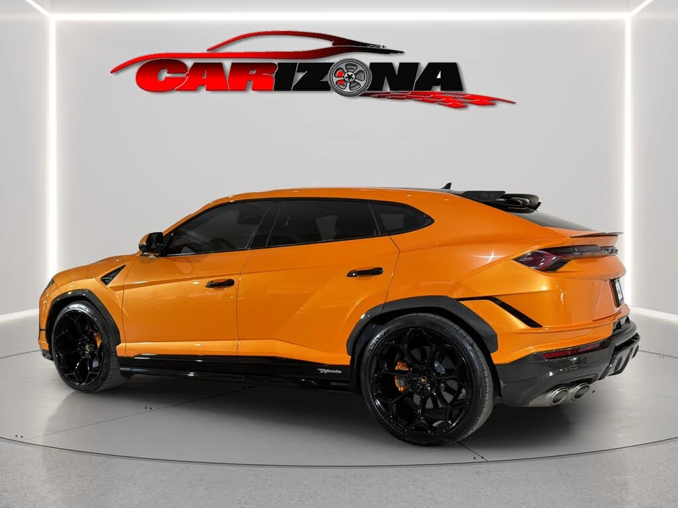 2023 Lamborghini Urus Performante - Image 11 of 31