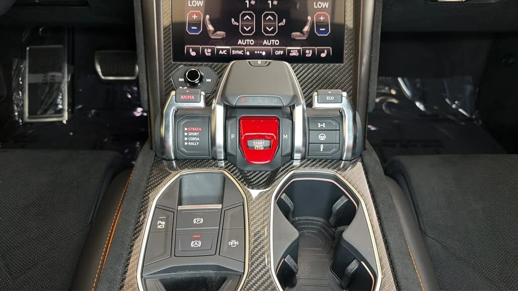 2023 Lamborghini Urus Performante - Image 23 of 31