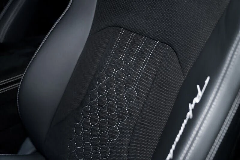 2023 Lamborghini Urus Performante - Image 16 of 31