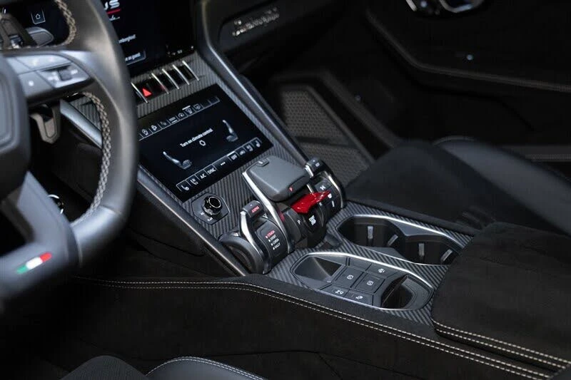 2023 Lamborghini Urus Performante - Image 11 of 31