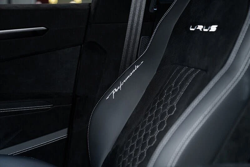 2023 Lamborghini Urus Performante - Image 14 of 31