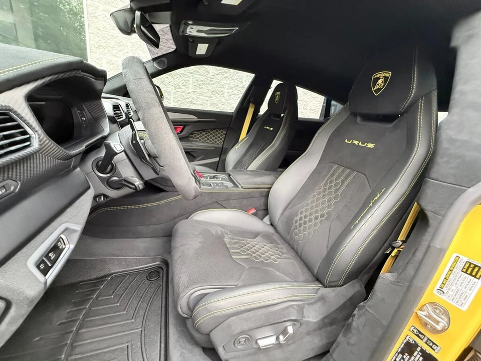 2023 Lamborghini Urus Performante - Image 20 of 31