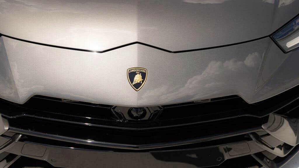 2023 Lamborghini Urus Performante - Image 9 of 31