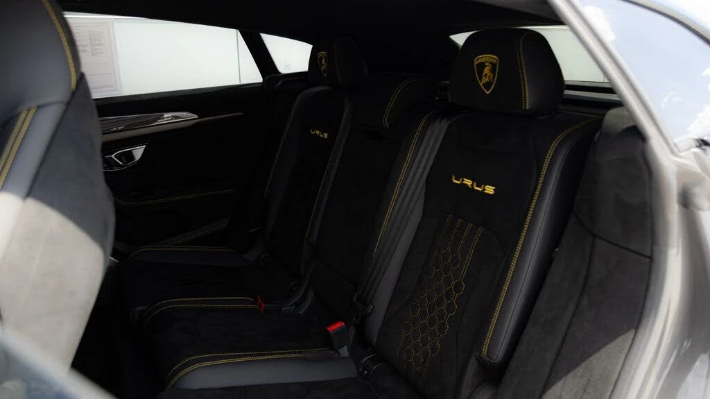 2023 Lamborghini Urus Performante - Image 29 of 31
