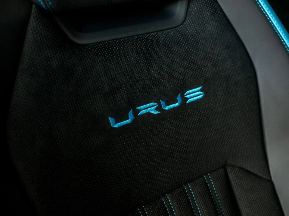 2023 Lamborghini Urus Performante - Image 14 of 31
