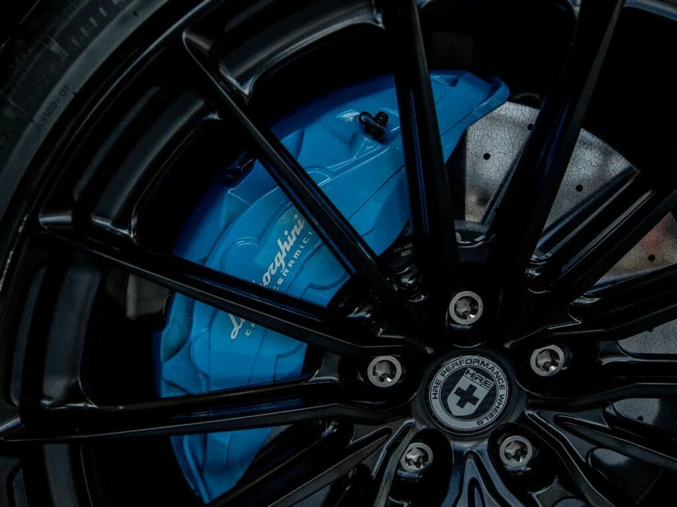 2023 Lamborghini Urus Performante - Image 8 of 31