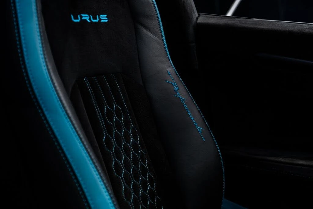 2023 Lamborghini Urus Performante - Image 28 of 31