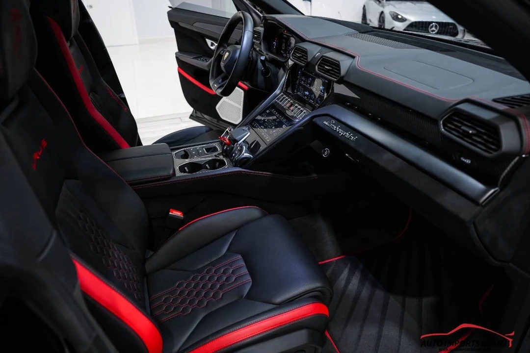 2023 Lamborghini Urus Performante - Image 15 of 21