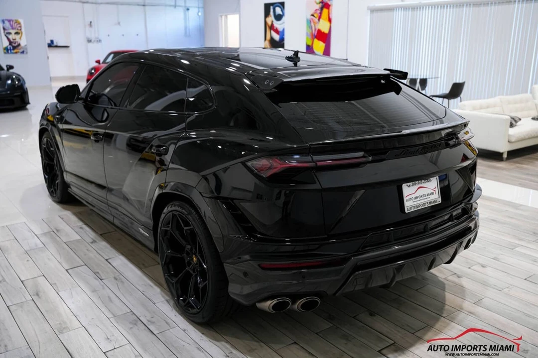 2023 Lamborghini Urus Performante - Image 21 of 21