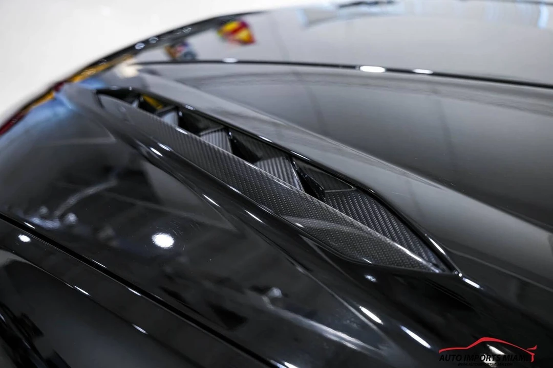 2023 Lamborghini Urus Performante - Image 10 of 21