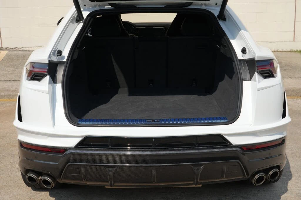 2023 Lamborghini Urus Performante - Image 10 of 31