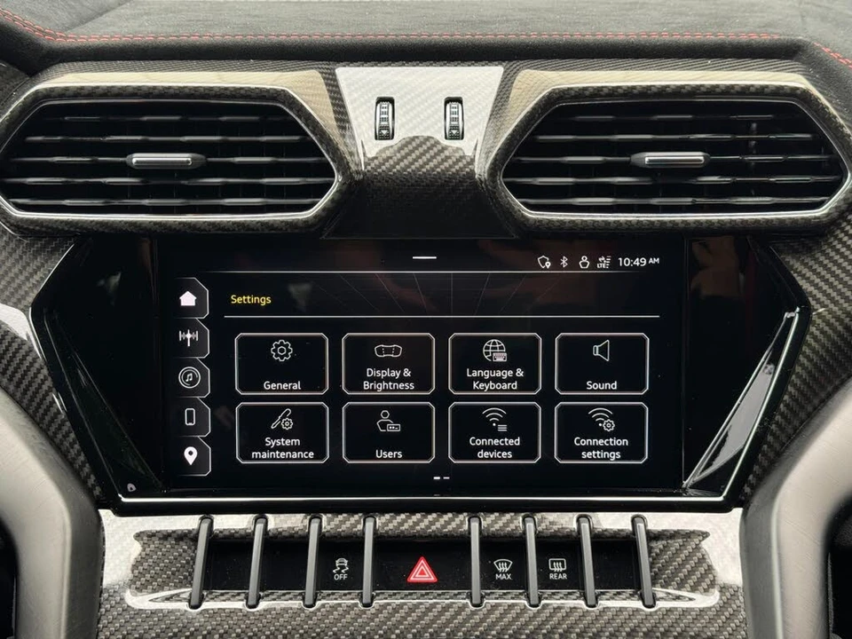 2023 Lamborghini Urus Performante - Image 30 of 31