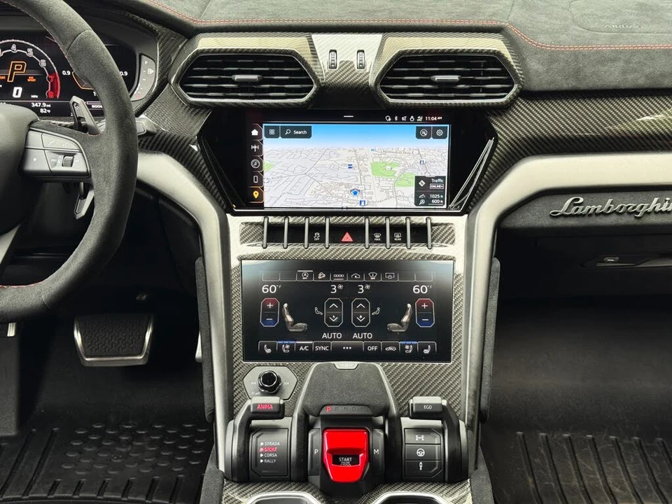 2023 Lamborghini Urus Performante - Image 24 of 31