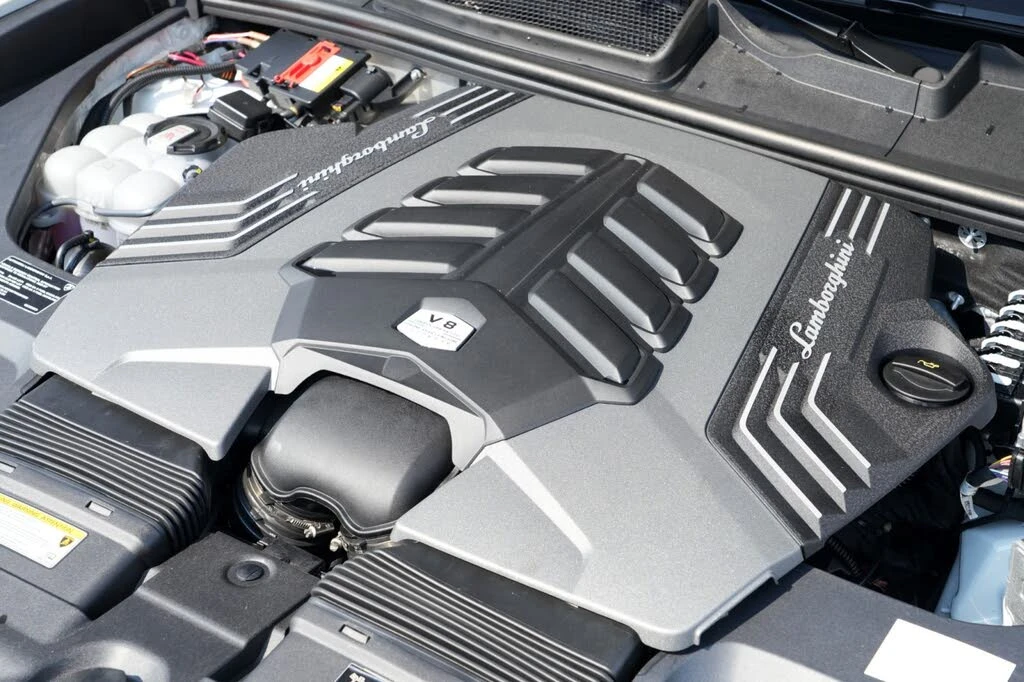 2023 Lamborghini Urus Performante - Image 8 of 31
