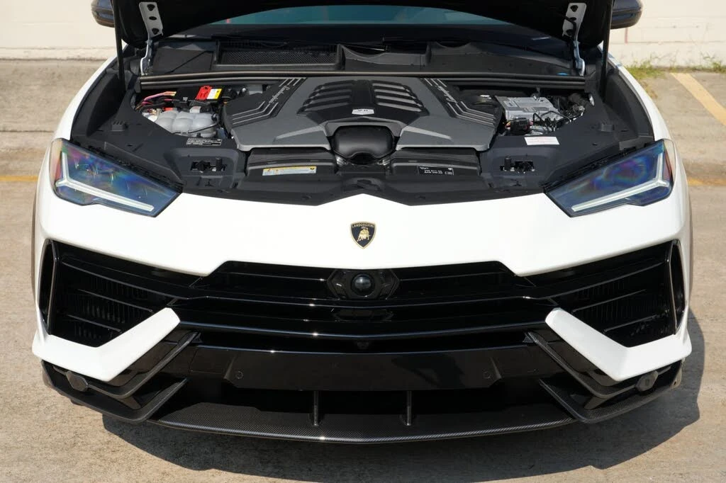 2023 Lamborghini Urus Performante - Image 7 of 31