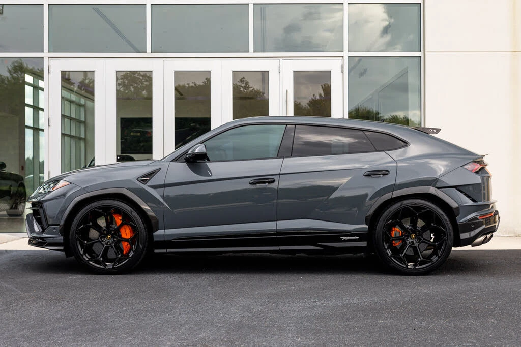 2023 Lamborghini Urus Performante - Image 6 of 31