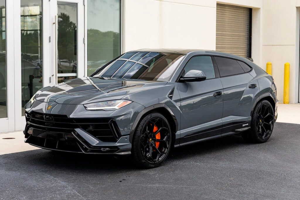 2023 Lamborghini Urus Performante - Image 5 of 31