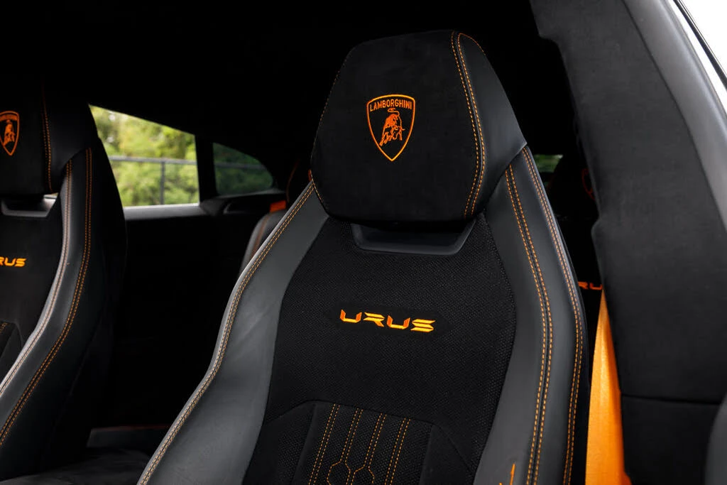 2023 Lamborghini Urus Performante - Image 25 of 31