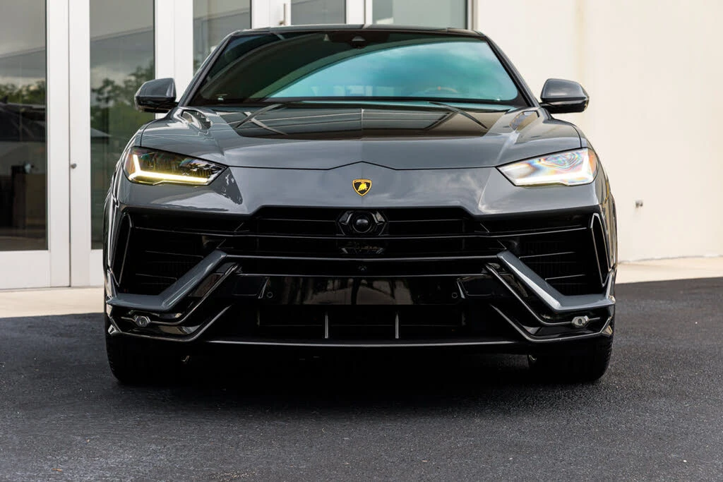 2023 Lamborghini Urus Performante - Image 4 of 31
