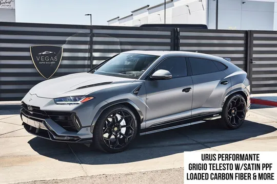 2023 Lamborghini Urus Performante AWD