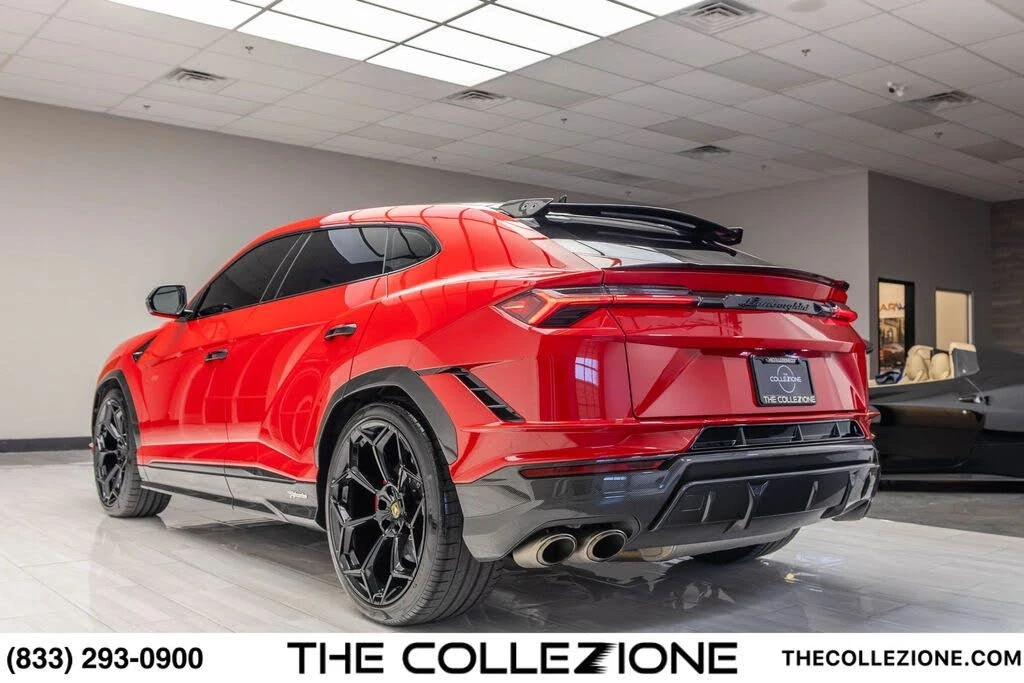 2023 Lamborghini Urus Performante - Image 24 of 31