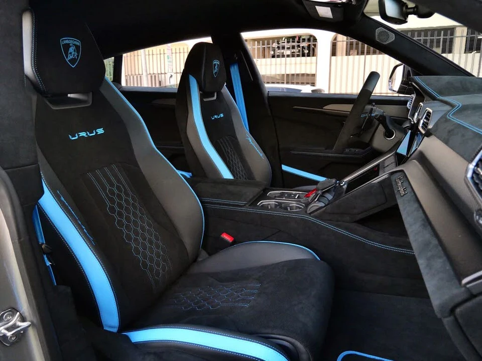 2023 Lamborghini Urus Performante - Image 8 of 31