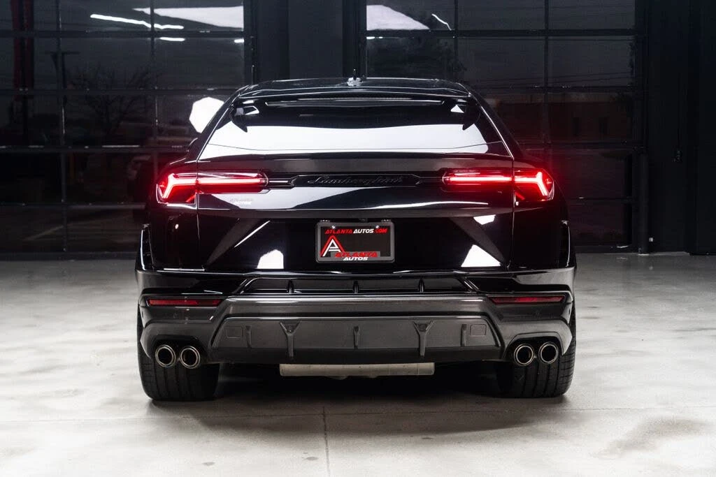 2023 Lamborghini Urus Performante - Image 18 of 31