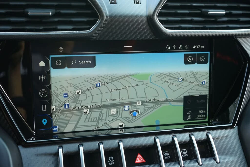 2023 Lamborghini Urus Performante - Image 22 of 31