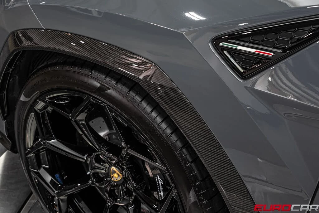 2023 Lamborghini Urus Performante - Image 20 of 31
