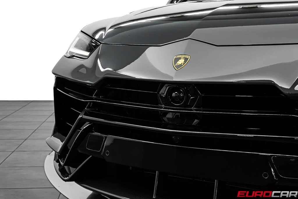 2023 Lamborghini Urus Performante - Image 12 of 31
