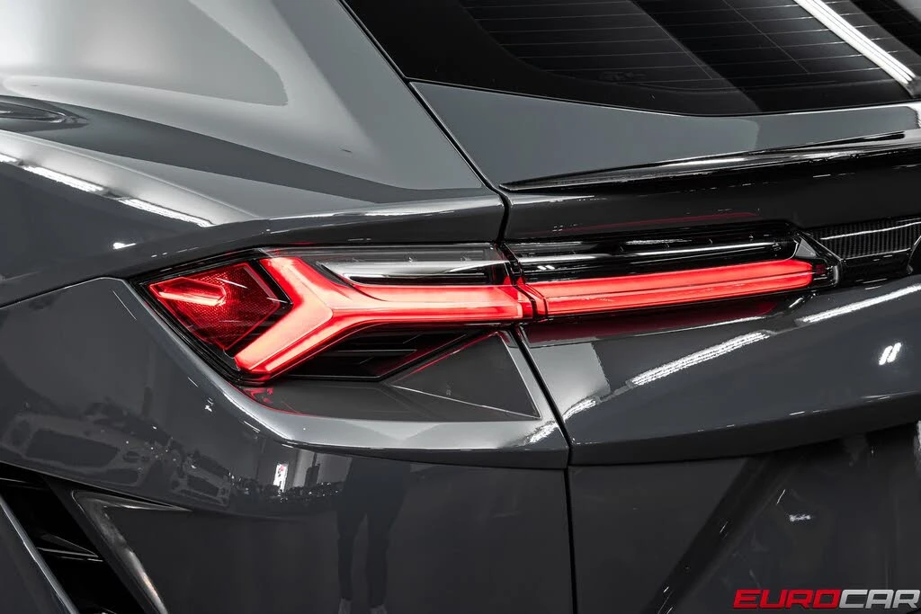 2023 Lamborghini Urus Performante - Image 31 of 31