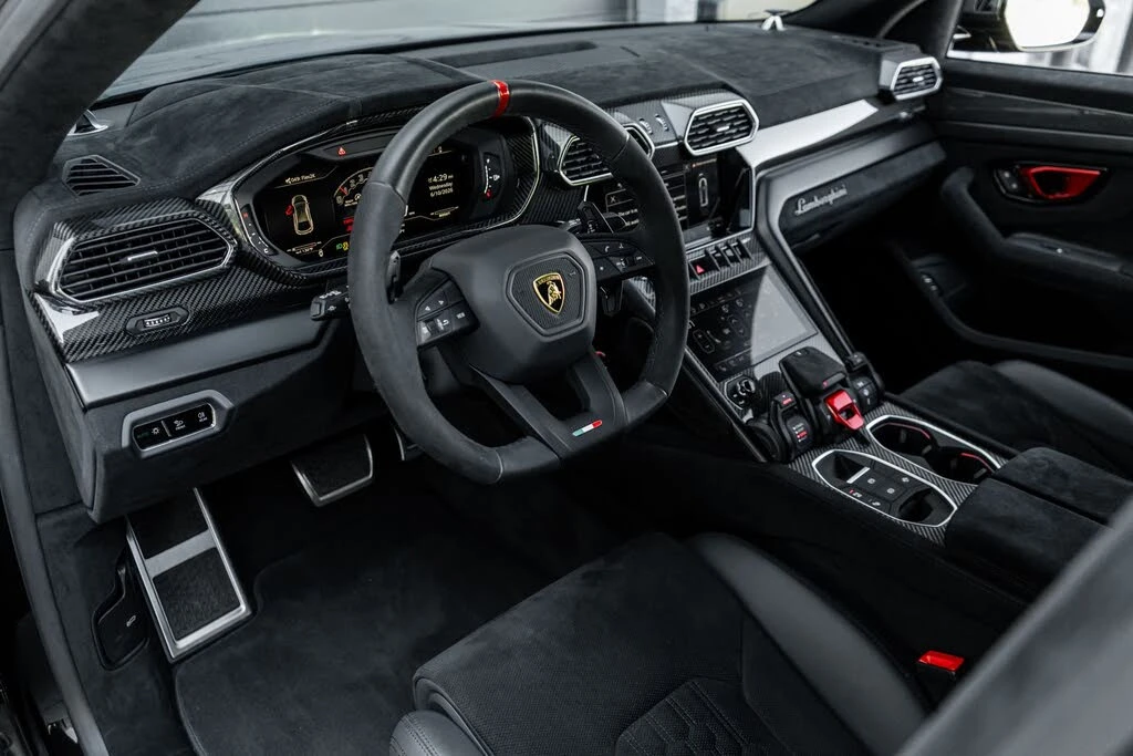 2023 Lamborghini Urus Performante - Image 30 of 31