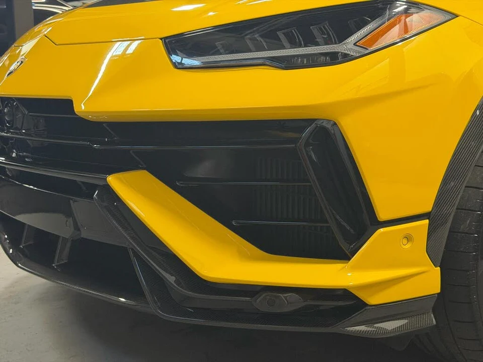 2023 Lamborghini Urus Performante - Image 16 of 31