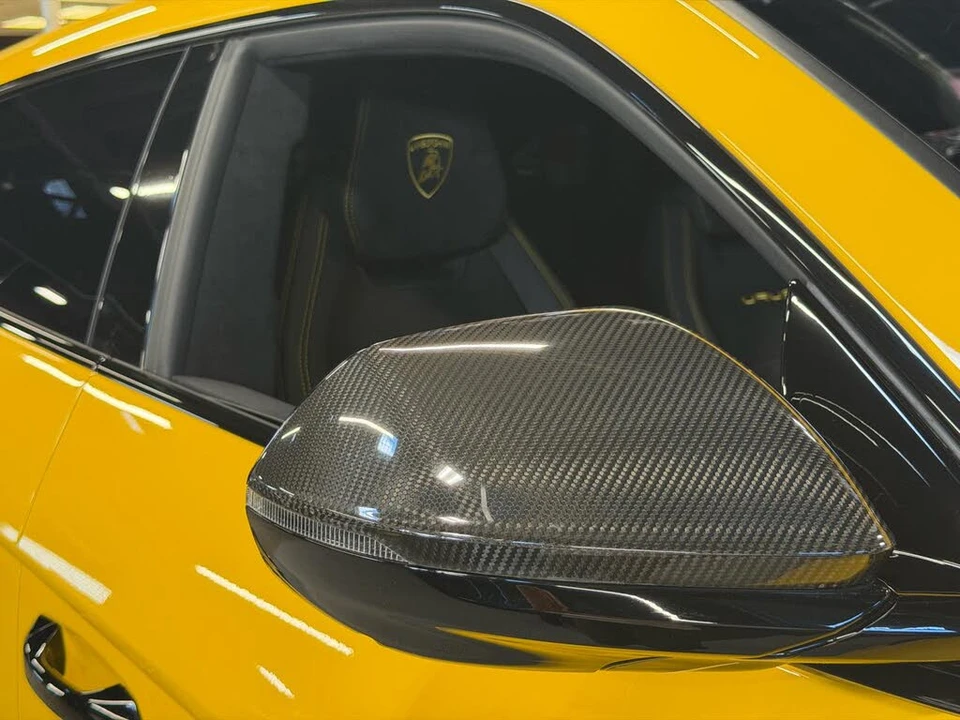 2023 Lamborghini Urus Performante - Image 14 of 31