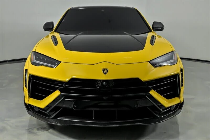 2023 Lamborghini Urus Performante - Image 4 of 31