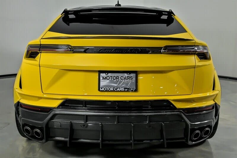 2023 Lamborghini Urus Performante - Image 10 of 31