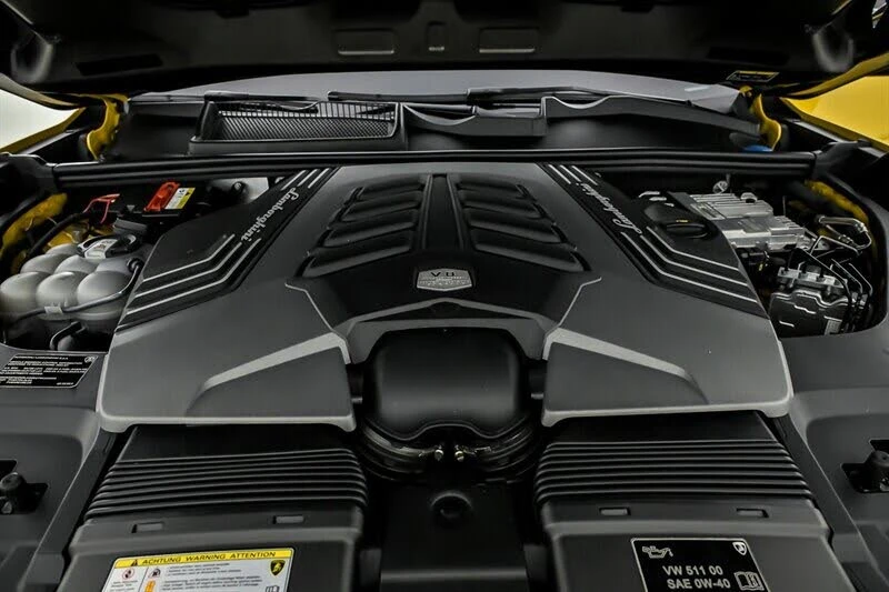 2023 Lamborghini Urus Performante - Image 14 of 31