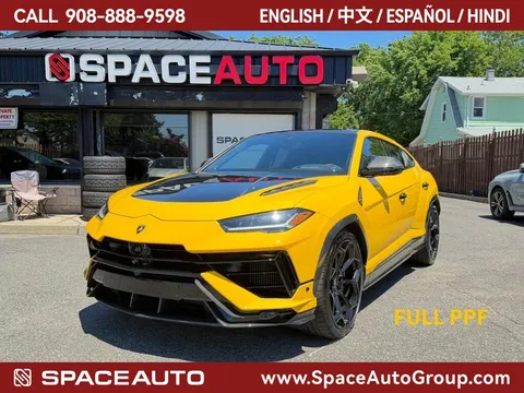 2023 Lamborghini Urus Performante AWD