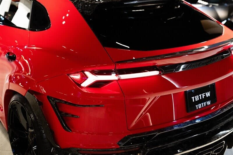 2023 Lamborghini Urus Performante - Image 12 of 29