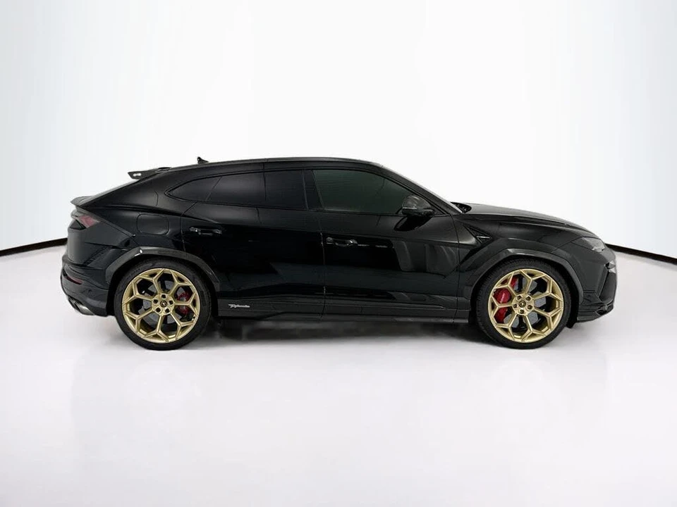 2023 Lamborghini Urus Performante - Image 4 of 31
