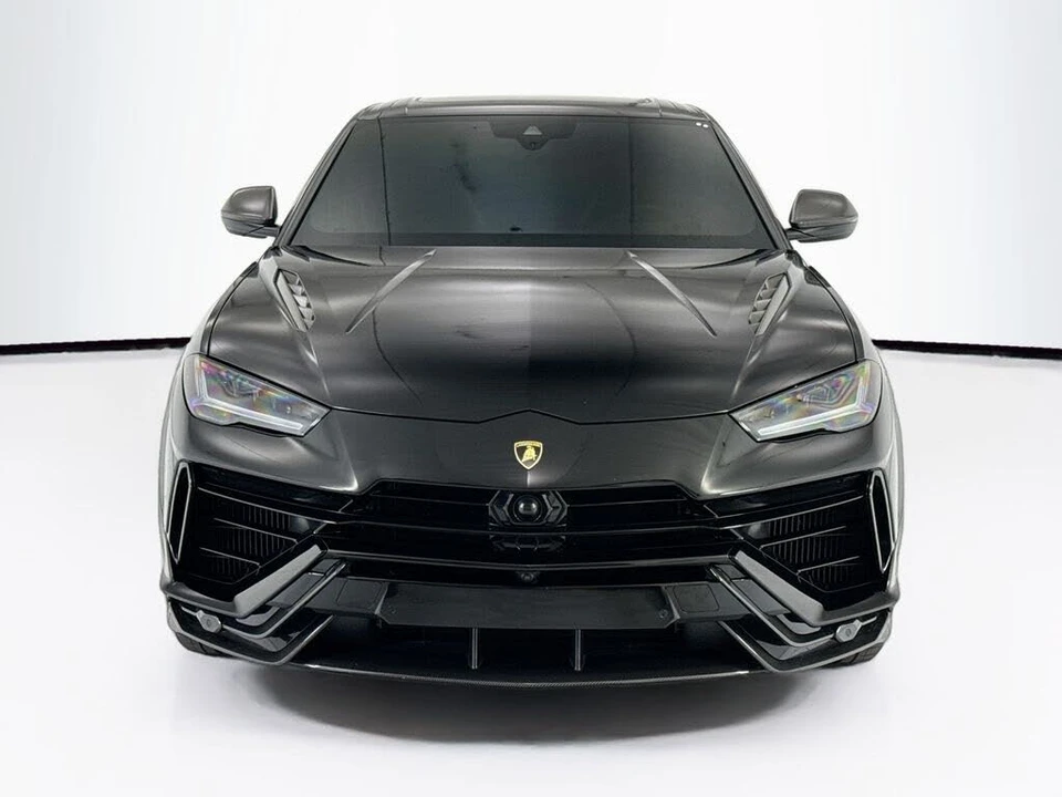 2023 Lamborghini Urus Performante - Image 2 of 31