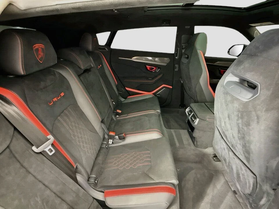 2023 Lamborghini Urus Performante - Image 21 of 31