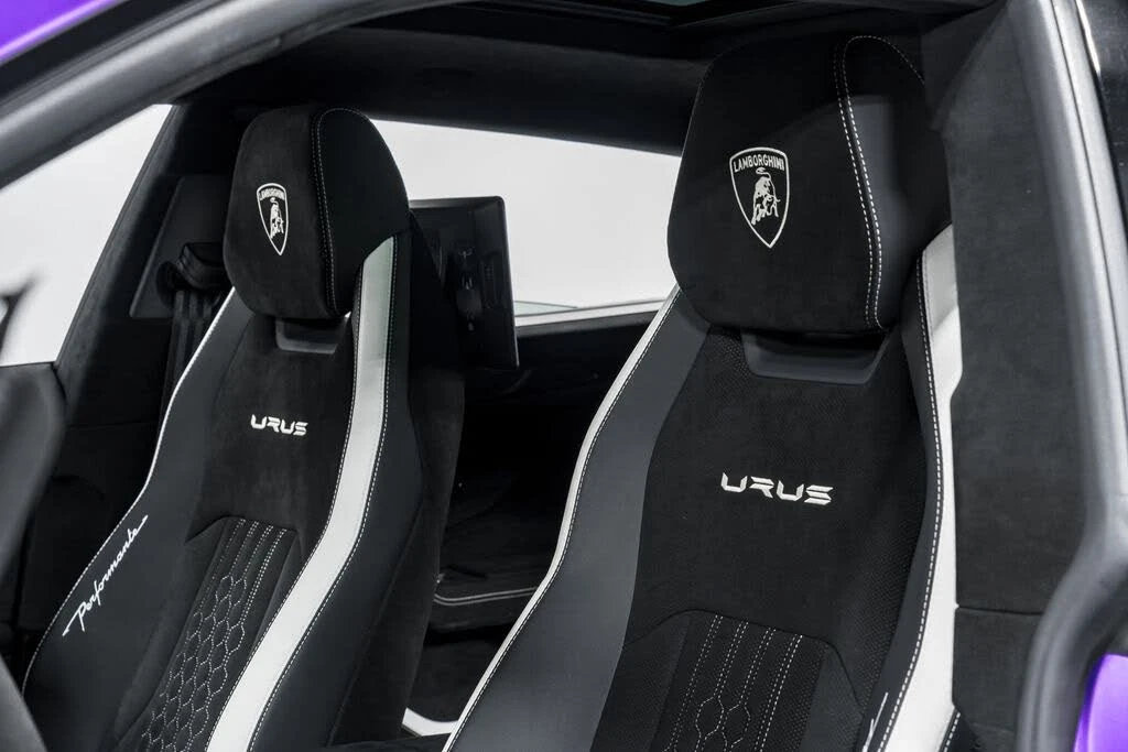 2023 Lamborghini Urus Performante - Image 20 of 31