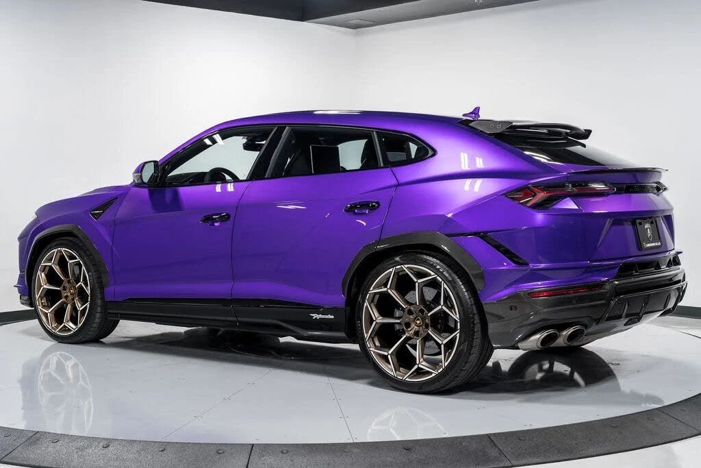 2023 Lamborghini Urus Performante - Image 5 of 31