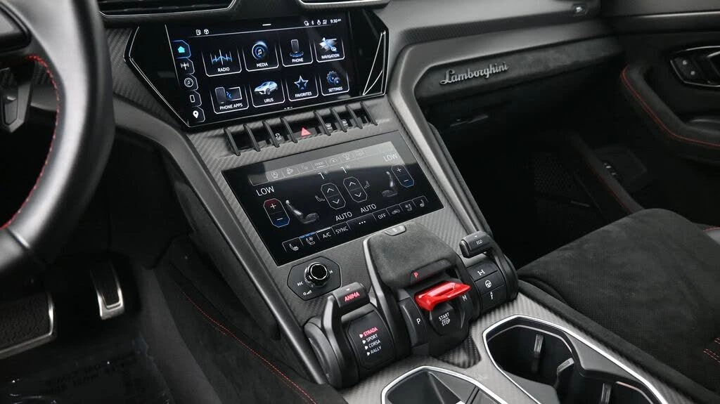2023 Lamborghini Urus Performante - Image 7 of 27